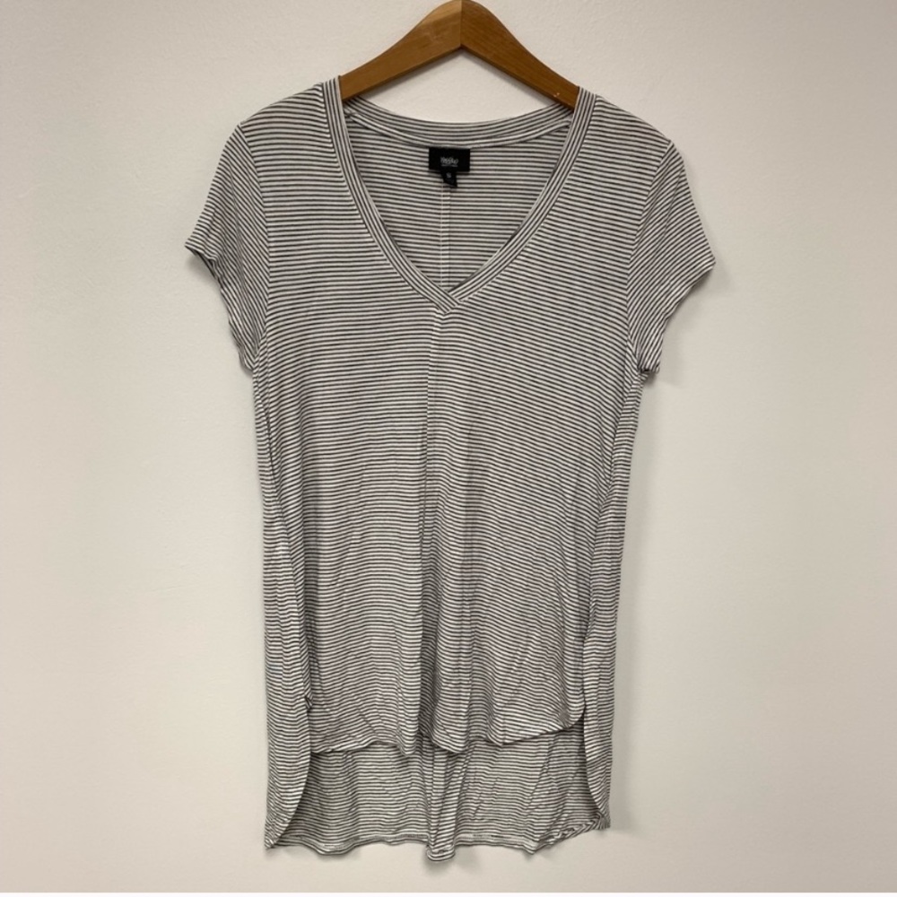 4/$19 🔥 striped short sleeve shirt